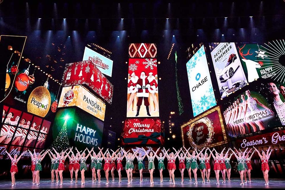 12 days close rockettes madison square garden radio city music hall obscura digital New York at Christmas spectacular