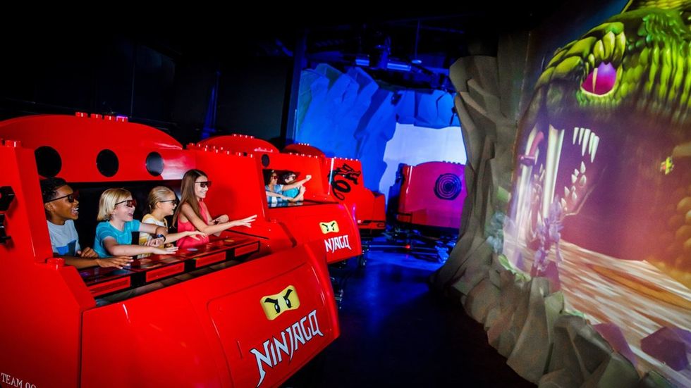 1422 x 800 ninjago the ride1