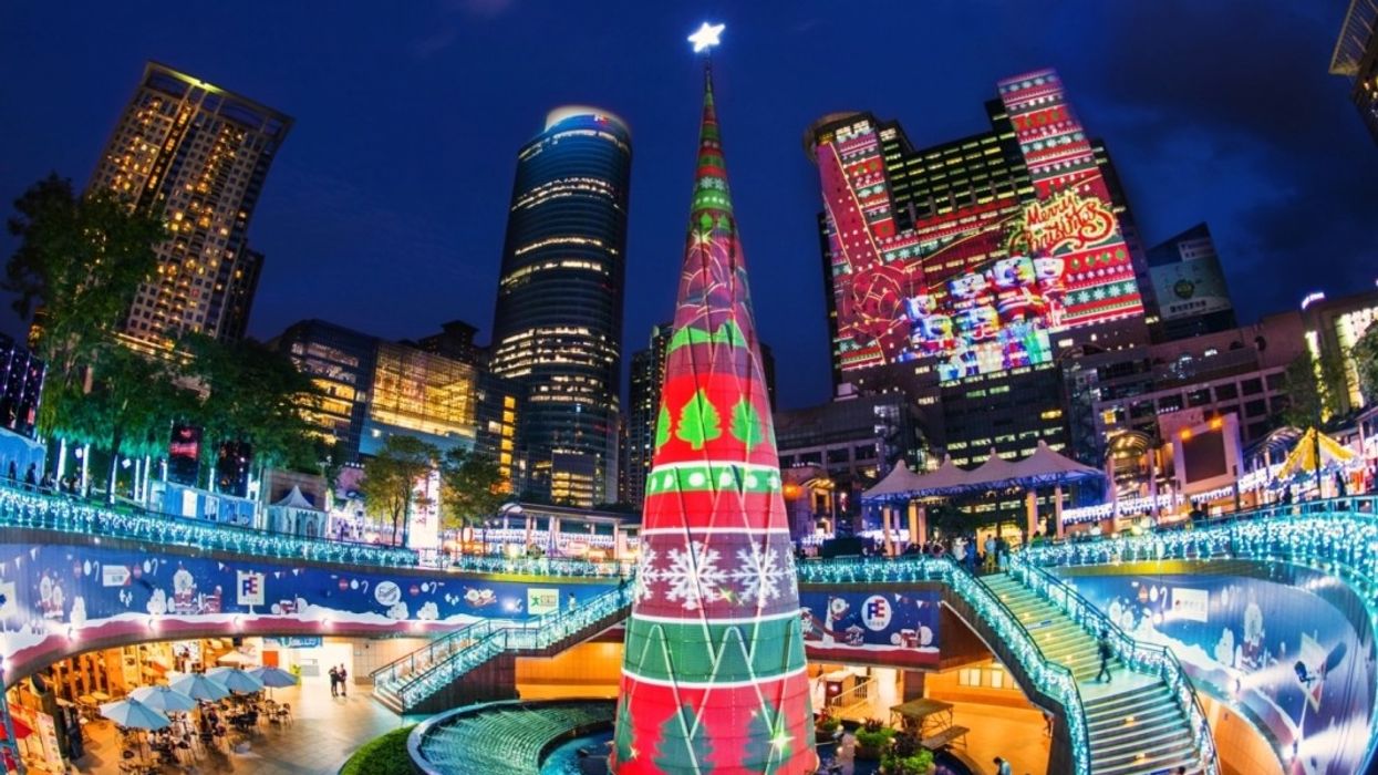 42 Christie Projectors light up christmasland in new taipei city