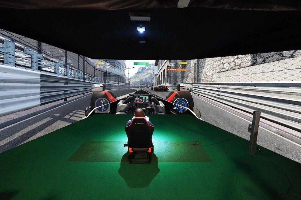 4K SURROUND RACING Sports Simulator