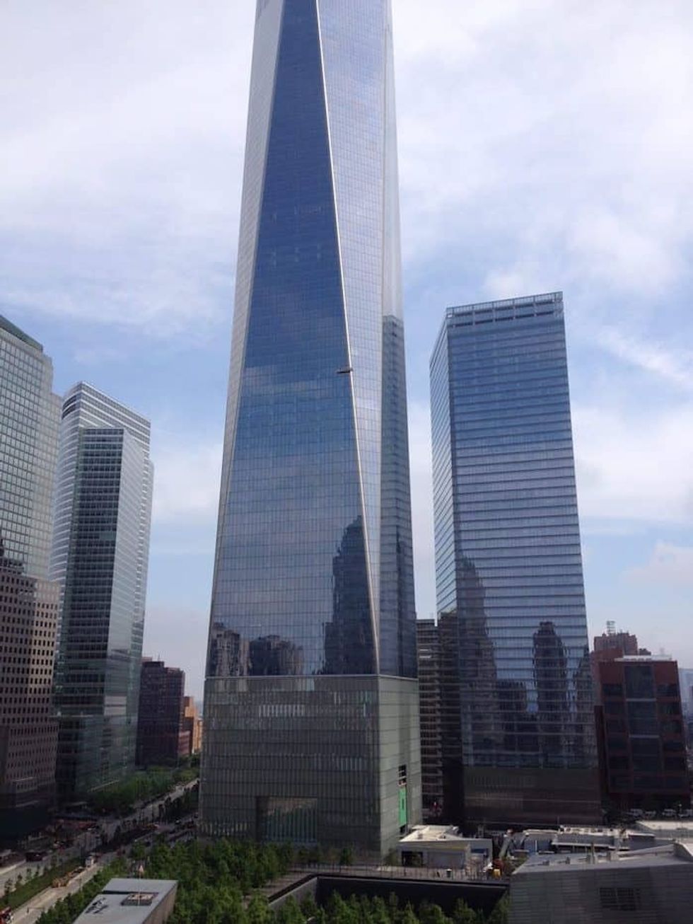 A project that illustrates this is the two-and-a-half minute video Réalisations-Montréal created for the See Forever Theatre permanent installation in the new observatory of the World Trade Centre in NYC. Parent says: “We did the hundred and second floor presentation, when they did the OneWorld new building. It was video projections on a moving 3-D structure that looks like a skyscraper landscape, and we had two and a half minutes to tell the story of New York.” Encapsulating the spirit of New York in such a small time frame would not be easy. Parent describes the process. “Being French, we began by comparing Paris to New York, and everything that was the same, famous restaurants, famous museums, famous people, we crossed off, until we hit the line where the similarities ended: New Yorkers do not resemble Parisians at all. They don’t speak at the same speed, they don’t walk on the street at the same speed.