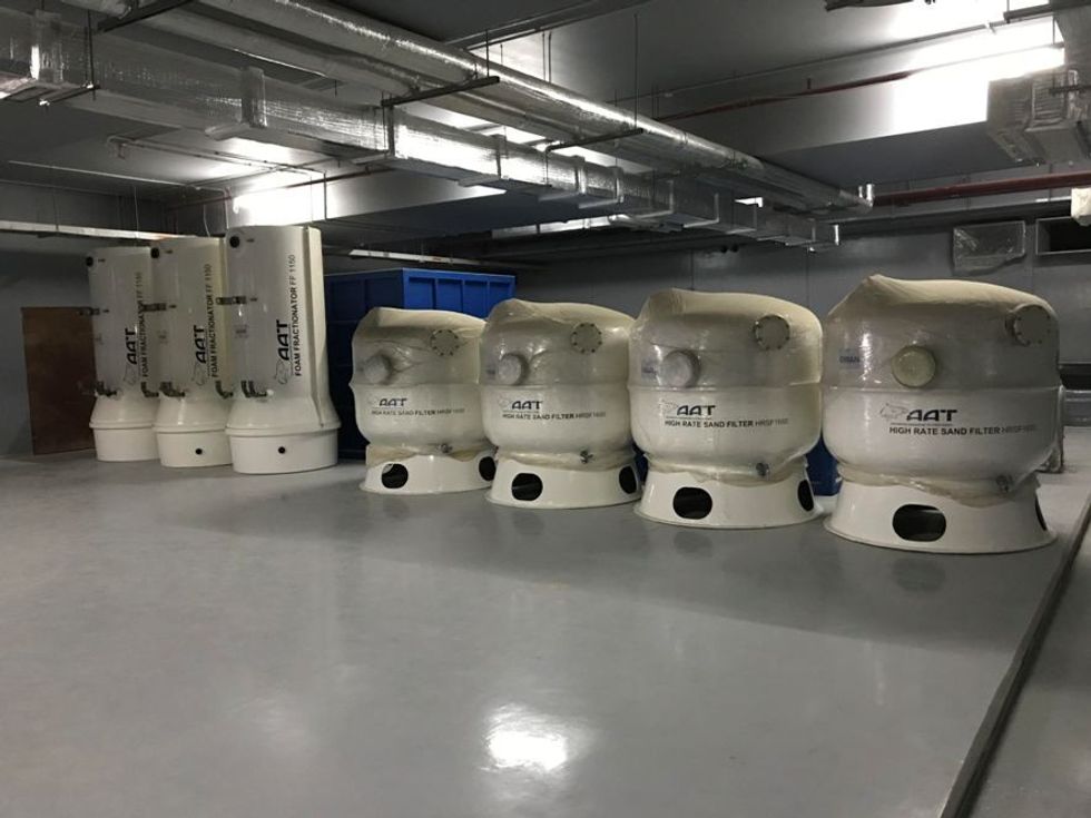 aat sand filters at oman aquarium palm mall