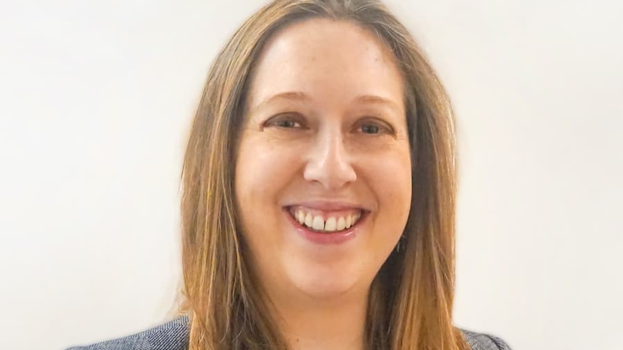 accesso CFO Fern MacDonald