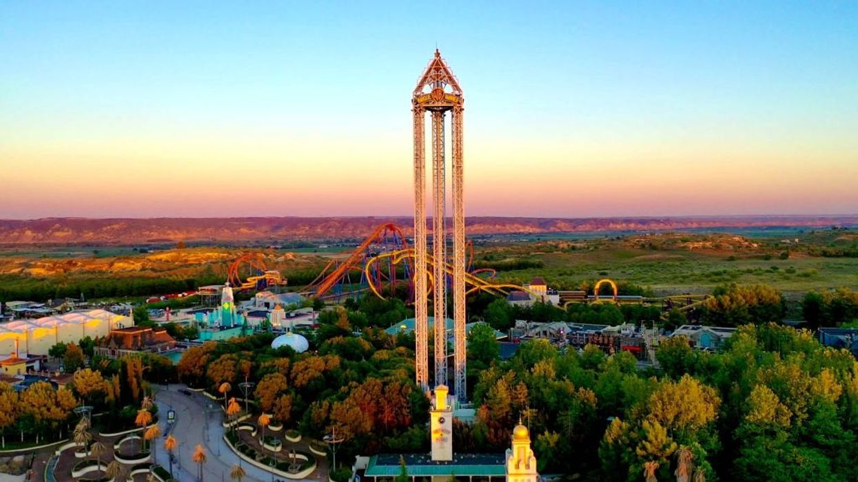 accesso Parque Warner Skyline