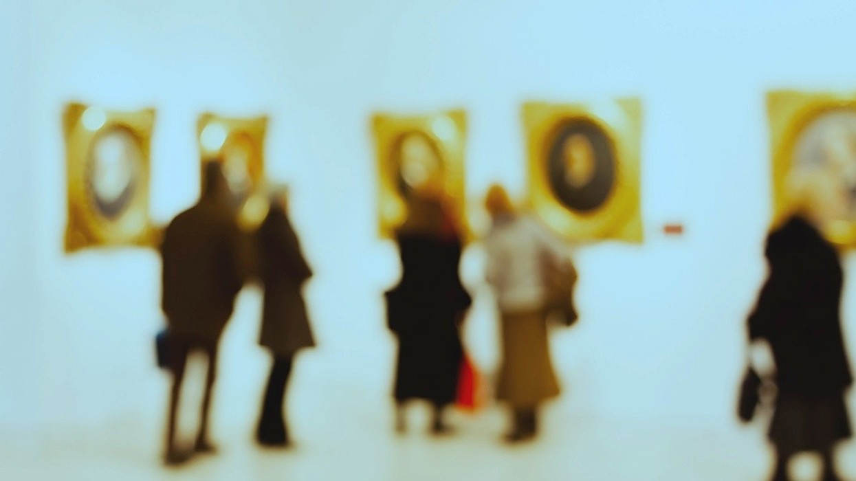 acme ticketing visitors to art gallery