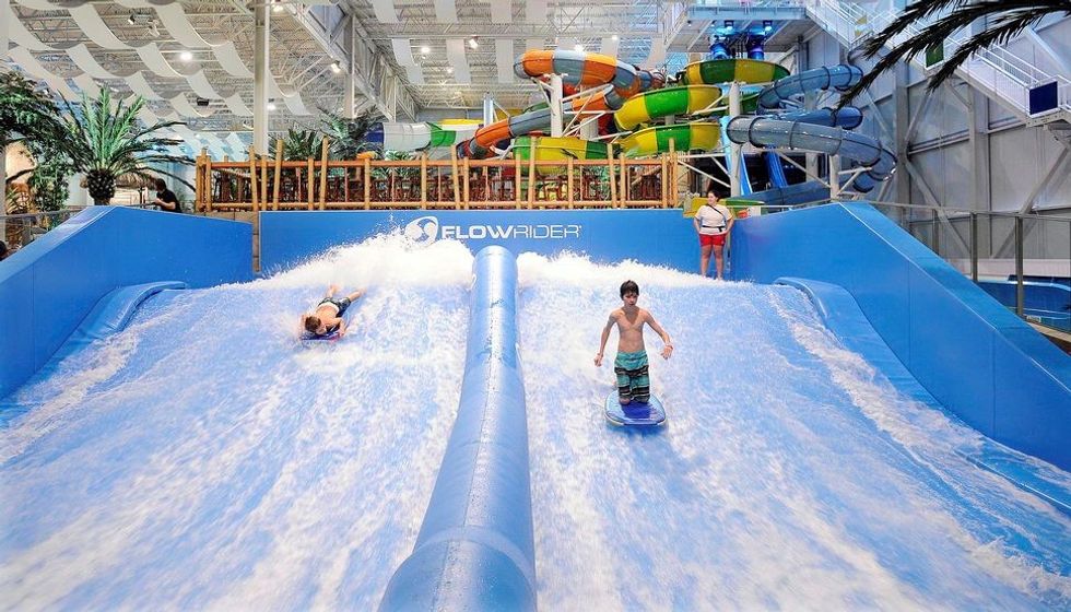 ADG Bora Parc indoor waterpark Village Vacances Valcartier Resort