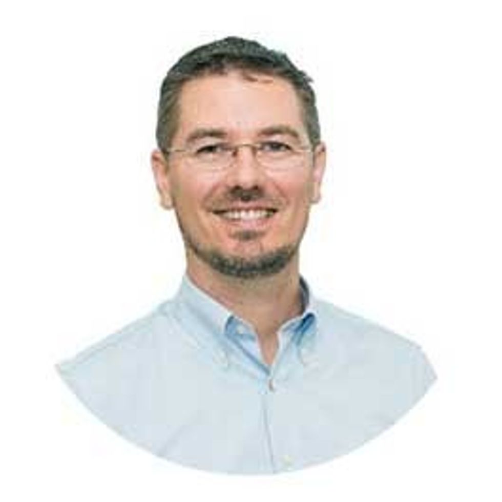 Adrian Tolliday Dubai