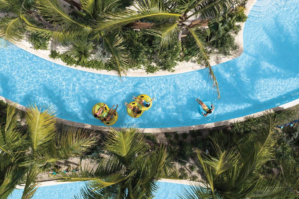 Norwegian Cruise Line Opens Great Tides Waterpark in the Bahamas