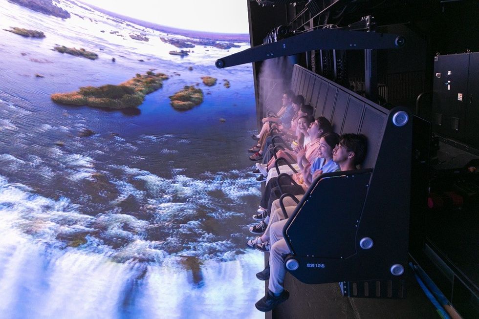 Air Cruise The Ride