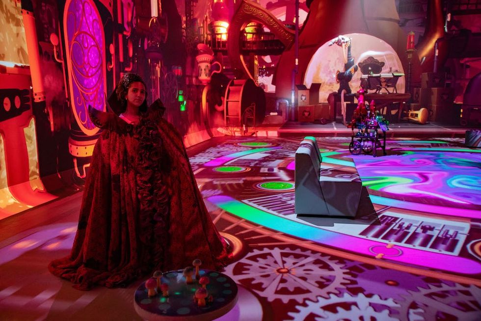 Alice experience with actor