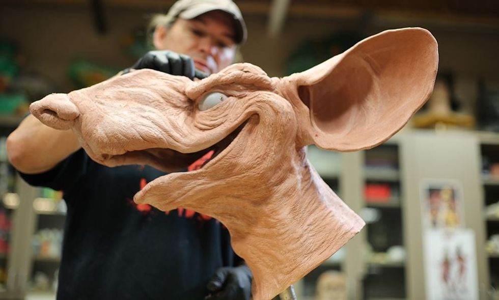 animax designer models rat's head