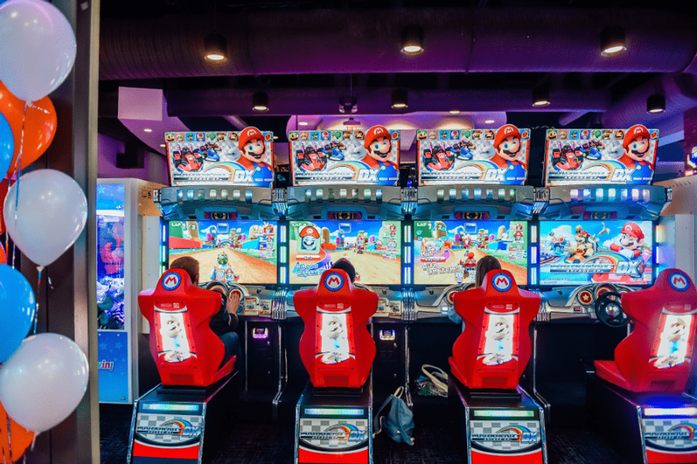 Apex Entertainment FEC