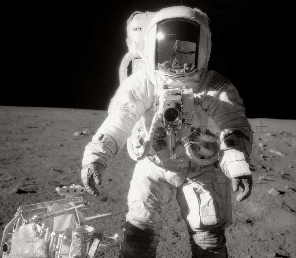 Apollo-XII-moon-landing-Astronaut-Alan-L-Bean