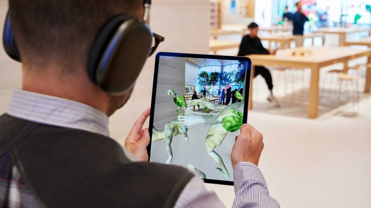 apple getty museum AR experience