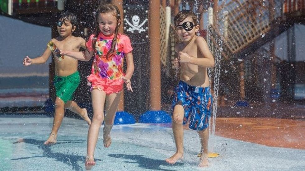 aquatic play DoubleTree by Hilton Resort & Spa Marjan Island