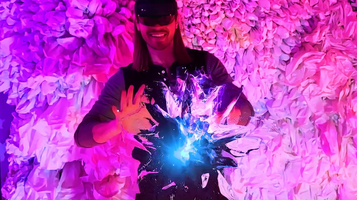 arcadia earth holographic guides