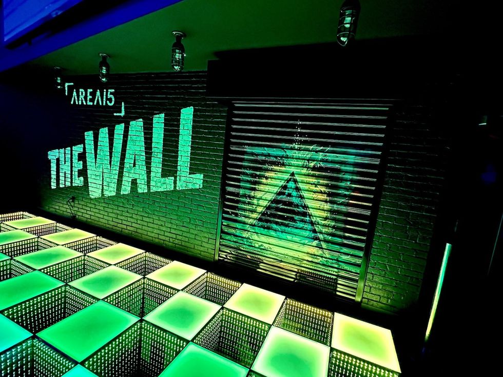 area15 the wall