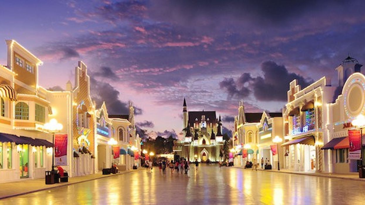 artwork for Vinpearl Land Phú Quốc