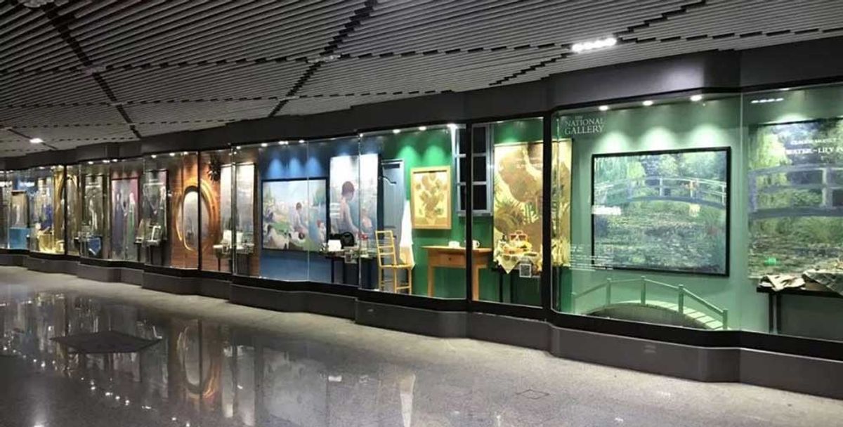 Artworks from the National Gallery at Shanghai Metro