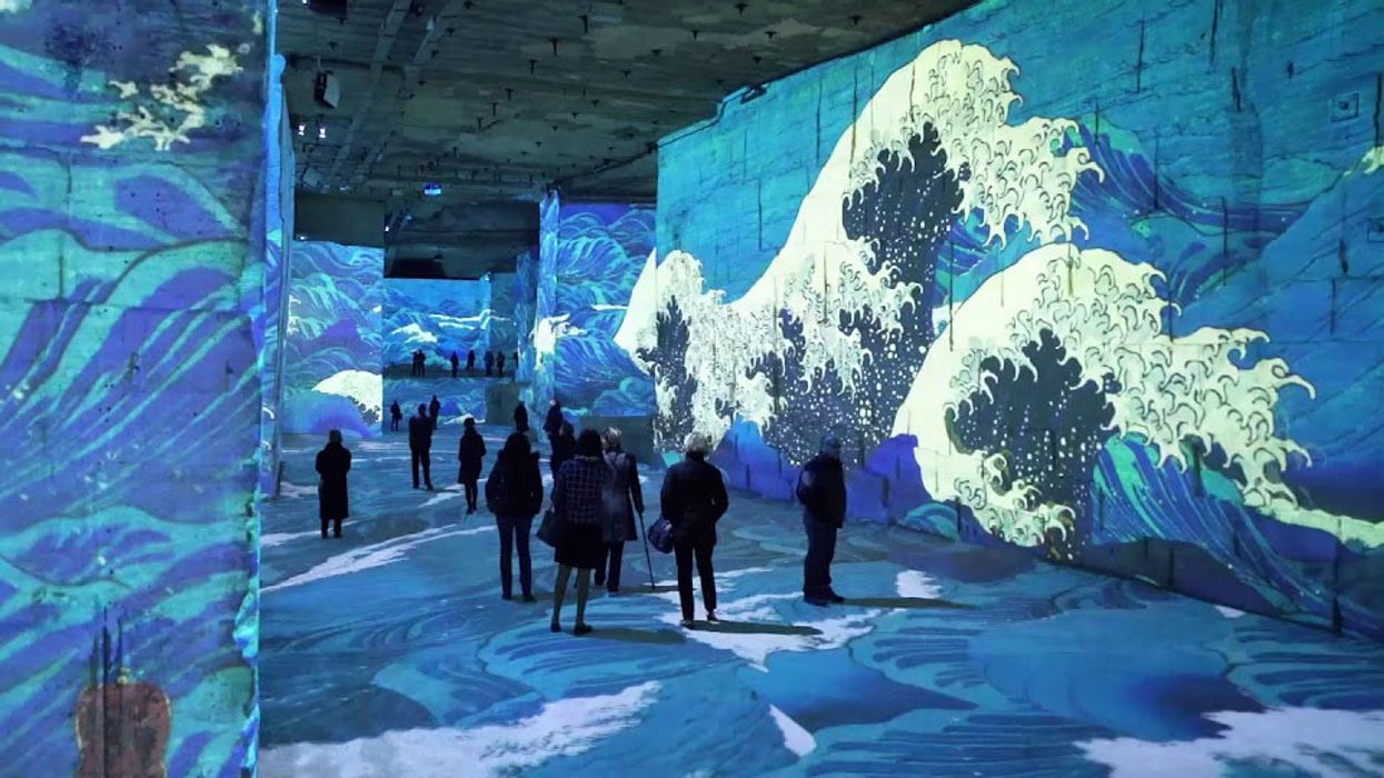 Atelier-des-Lumieres-Blooloop 50 immersive art