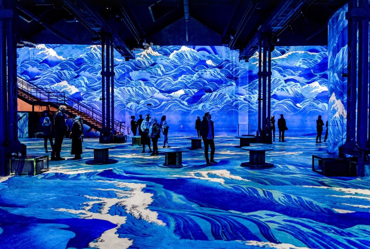 Atelier des Lumières Japan Waves
