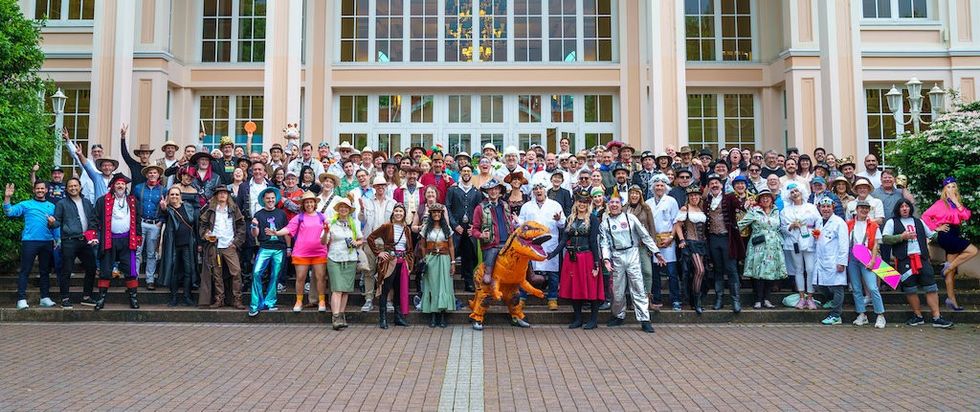 Attendee group picture, SATE Europe 2024 at Gardaland, Italy