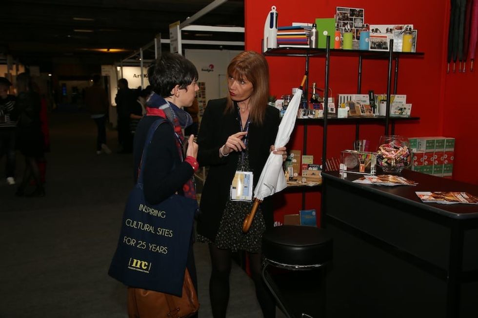 Attendees exploring new products at Museum Connections 2020