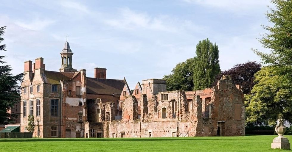 attractions.io Rufford Abbey England