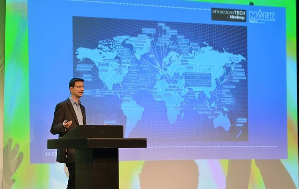 attractionsTECH Dennis Gordt Mack Rides VR Coaster