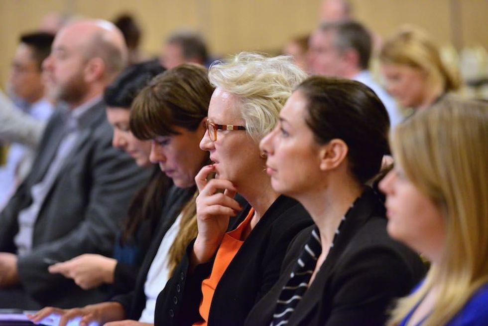 audience at deal dubai blooloop live