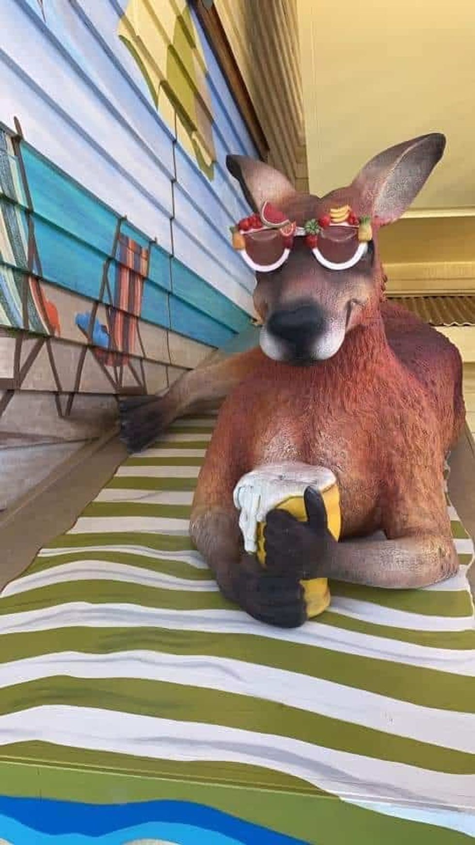 banana bender pub aussie world themebuilders