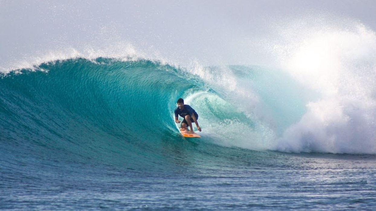 Baptiste Caulonque surfing