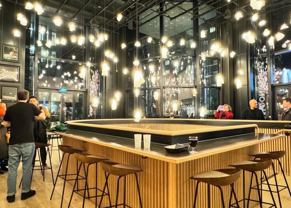 Bar Lightroom
