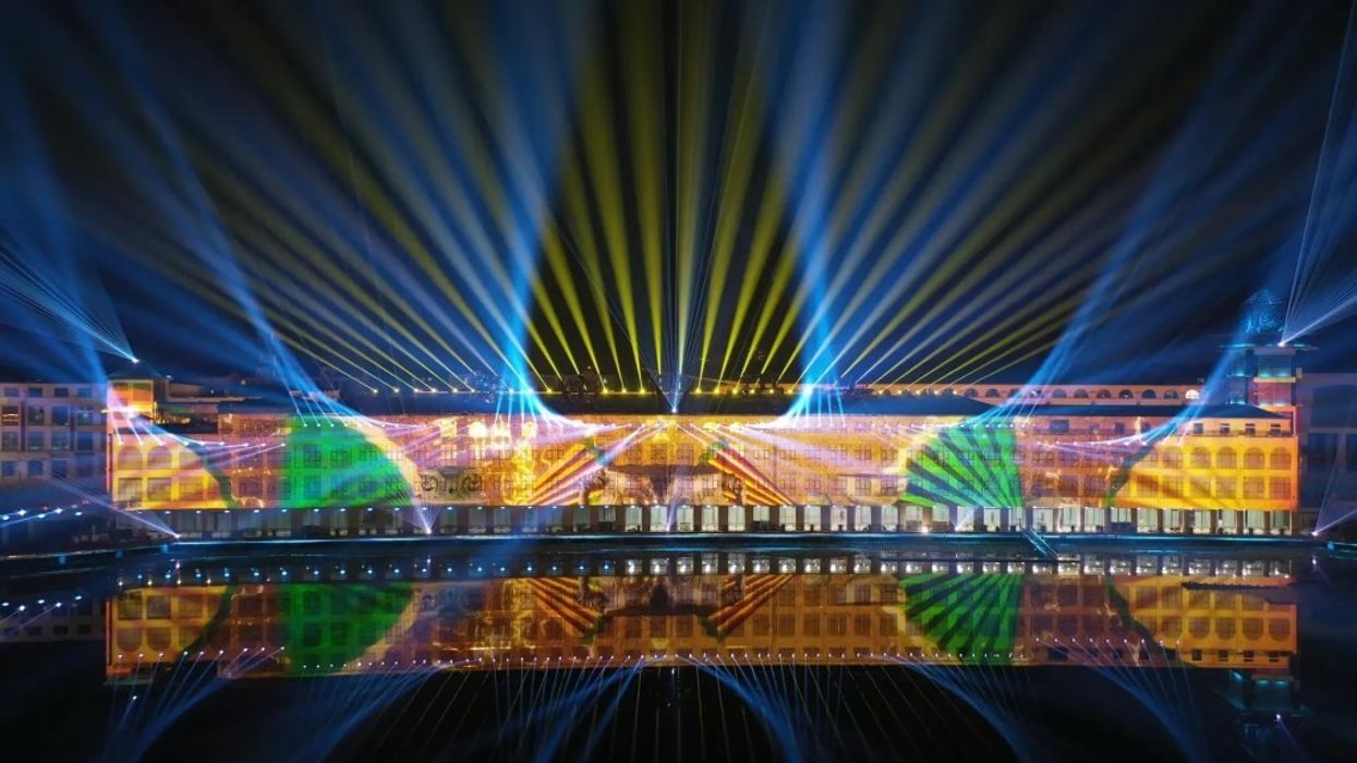 Barco supplies projectors for Spring from Taihang