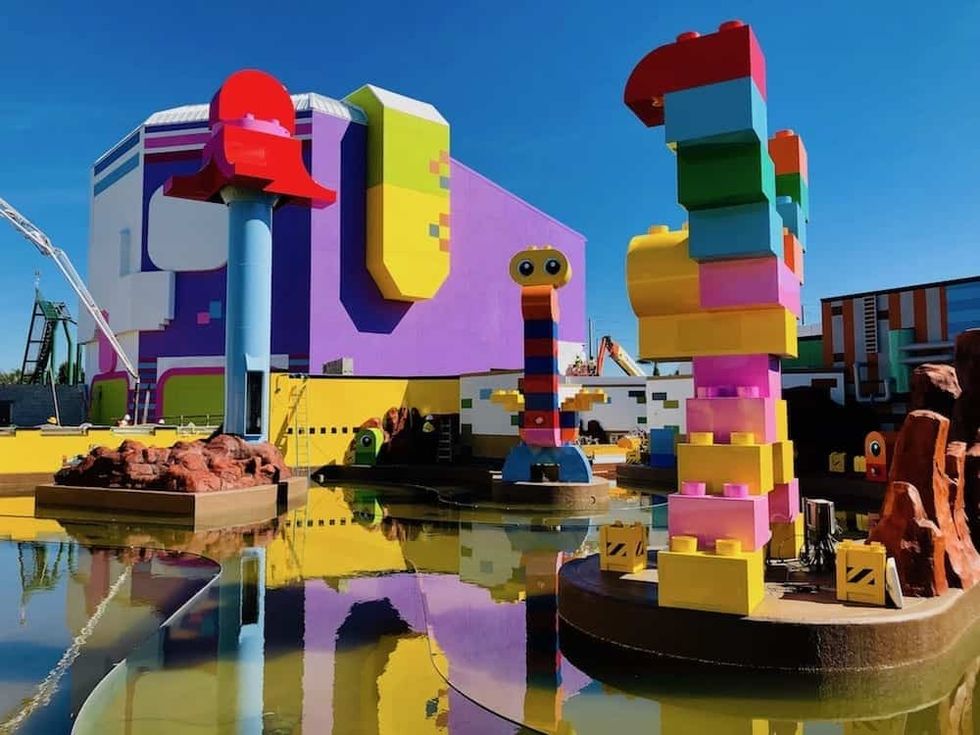 Battle For Bricksburg lego movie world legoland florida resort