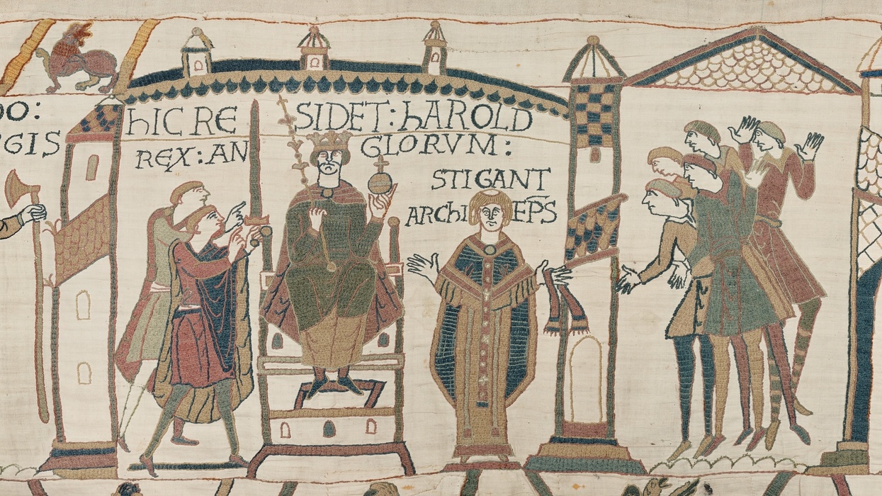 Bayeux Tapestry depicting a king seated on a throne, surrounded by attendants.