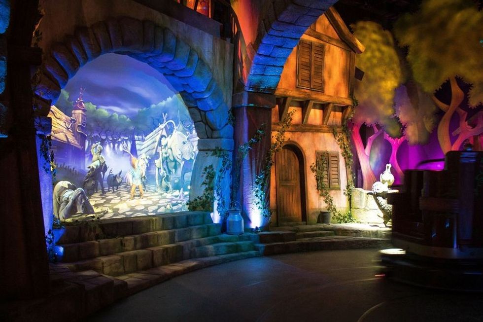 Bazyliszek dark ride scene