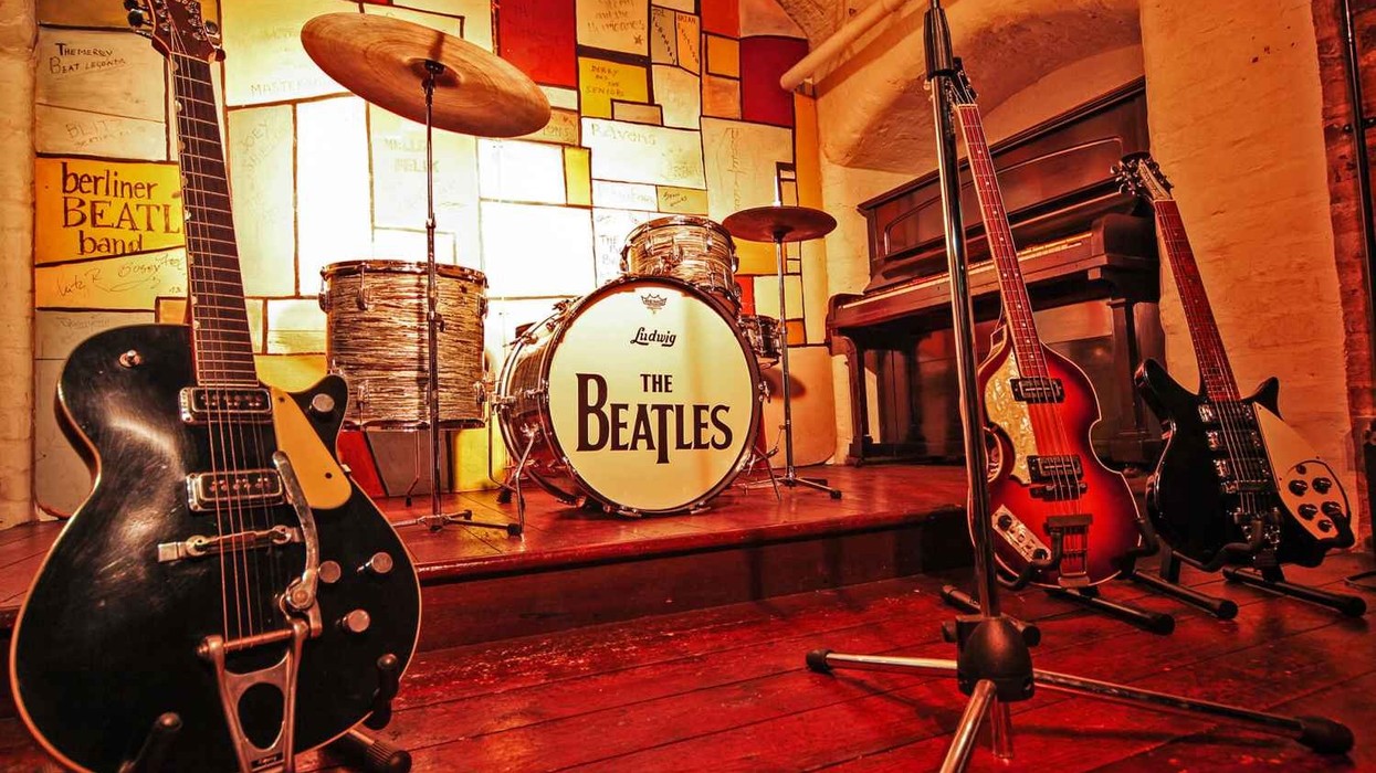 beatles story liverpool replica cavern