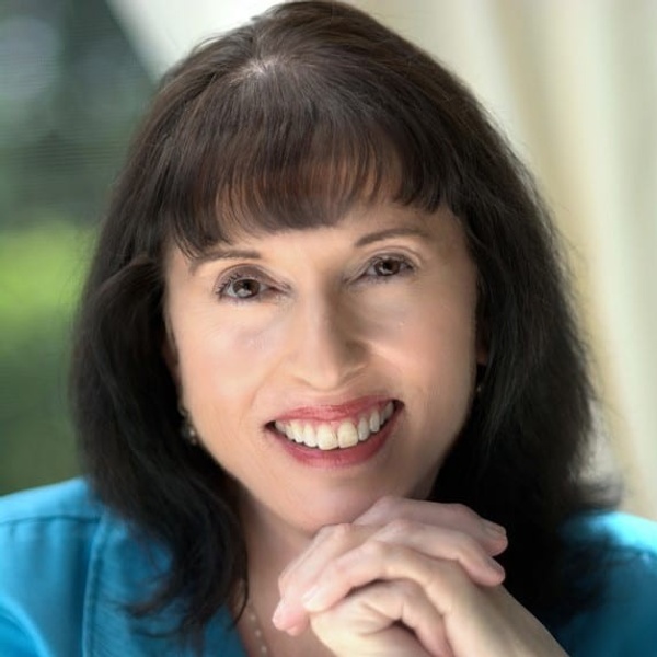 Bettina Buckley headshot blooloop theme park influencer list 2020