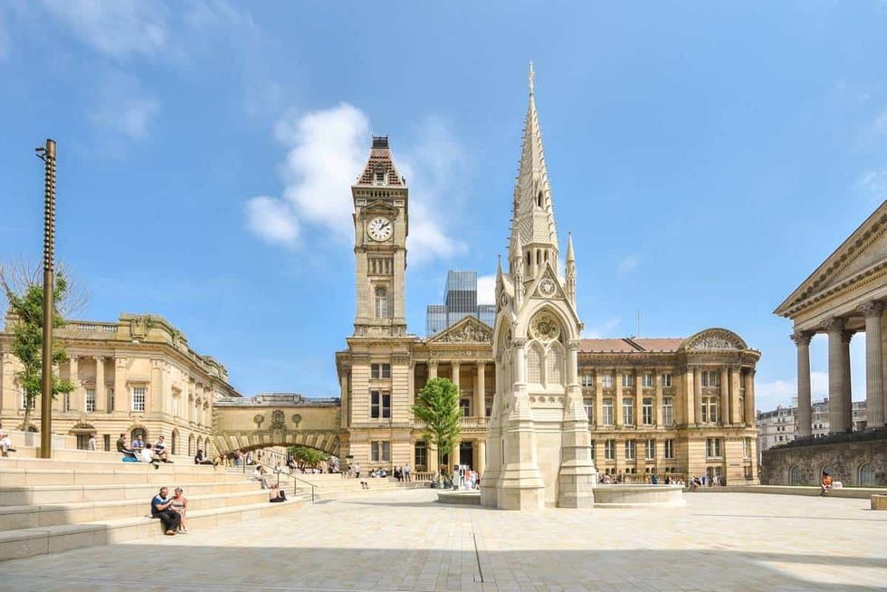 birmingham museum and art gallery