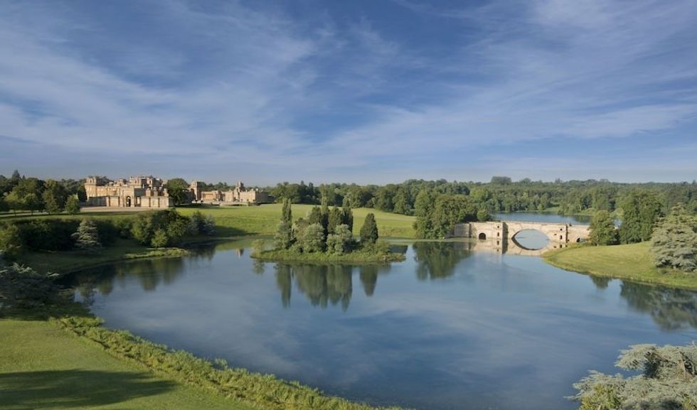 Blenheim Palace view lake