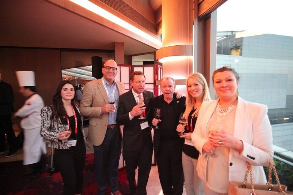 bloolooplive asia pattison seay katja