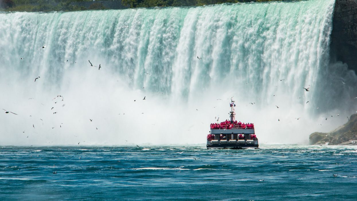 Boat at Niagara falls