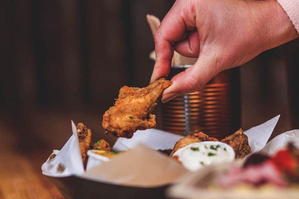 Boom Battle Bar wings