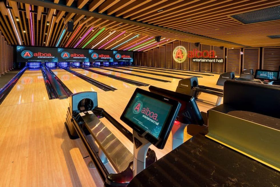 Bowling at Alboa Mexico