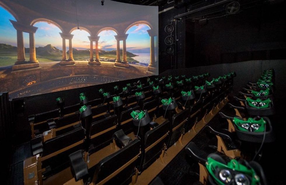 Busch-Gardens-Williamsburg-Battle-for-Eire-VR-ride-bay