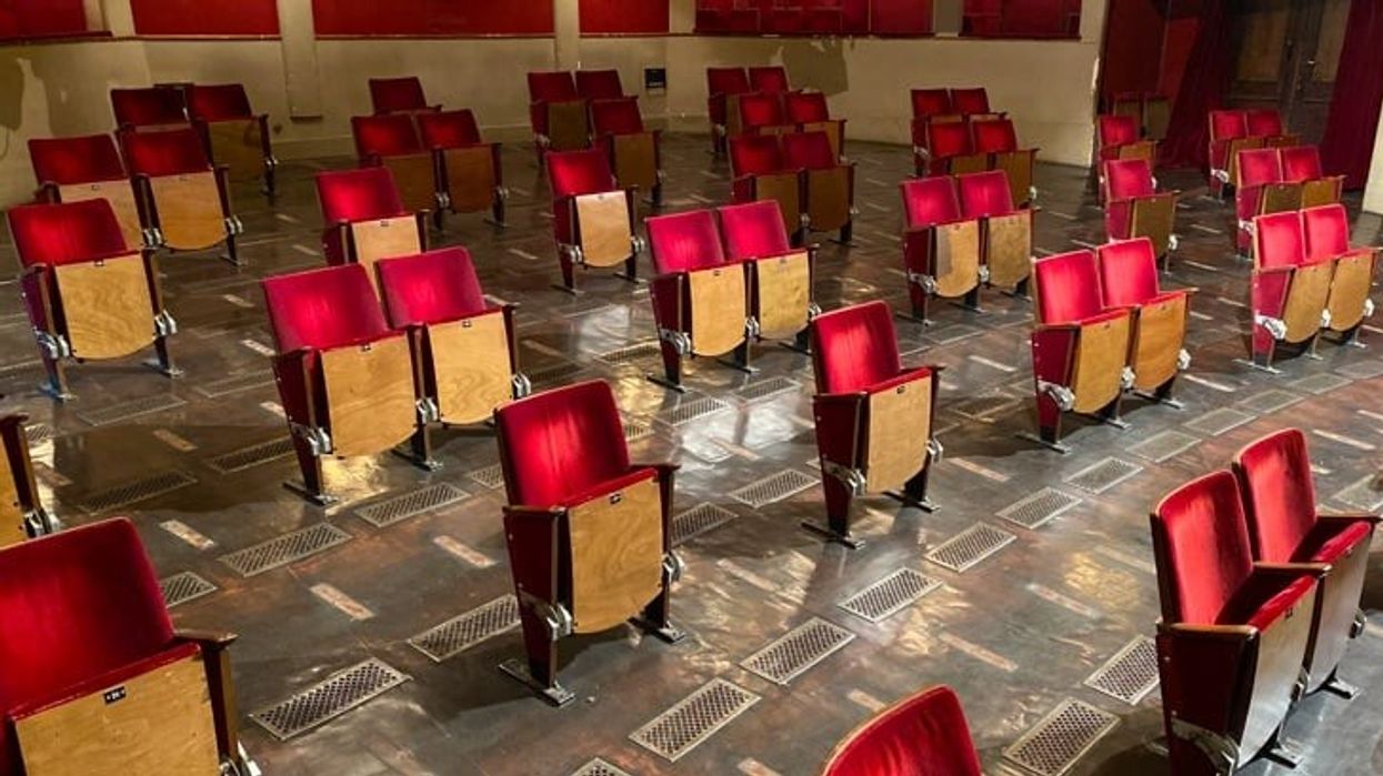 ©Berliner Ensemble/Ingo Sawilla, Photographer Moritz Haase social distancing visit attractions after COVID