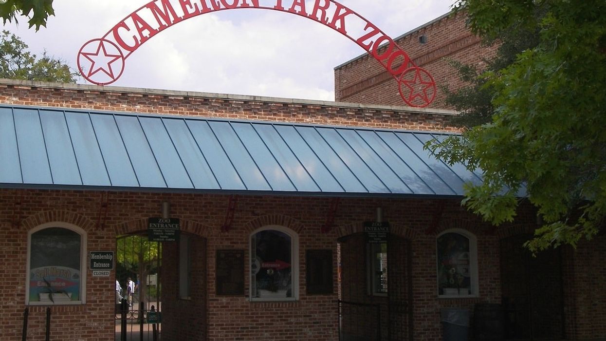 Cameron Park Zoo entrance (Image: c. Larry Moore)