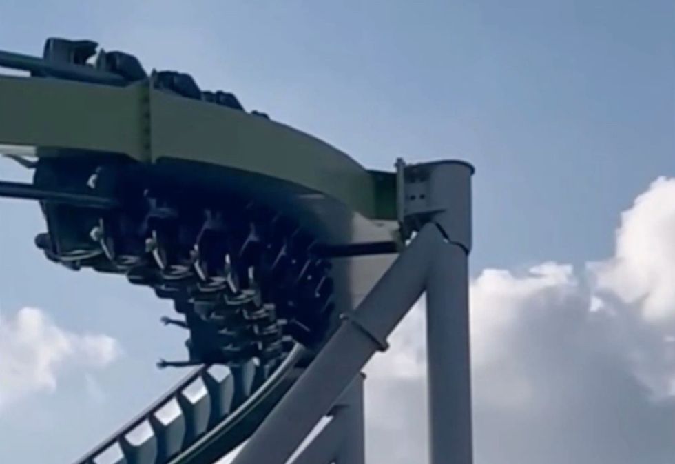 carowinds fury 325 coaster crack