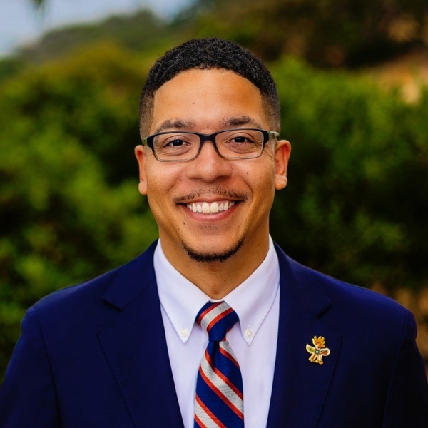 Charles Hopper Headshot